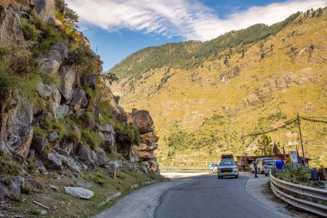 Live In A City With Many Hill Stations Nearby? Choose The Right Car